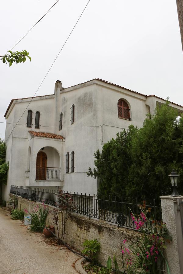 Romilias Apartment Chrysoupolis 外观 照片